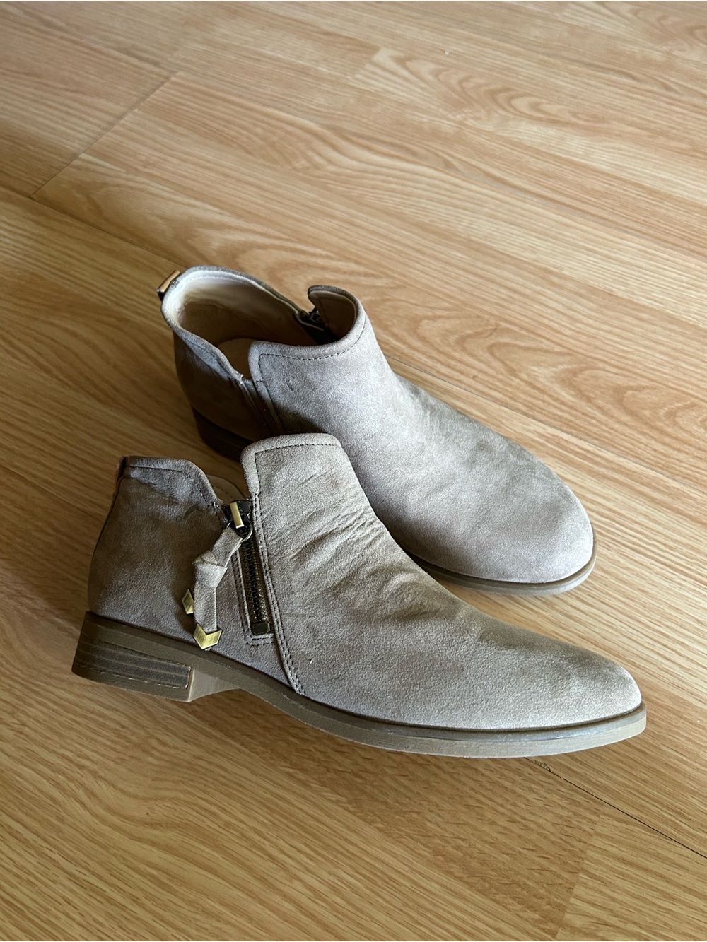 NEW Dr. Scholl’s Astir Suede Ankle Booties Size 7W